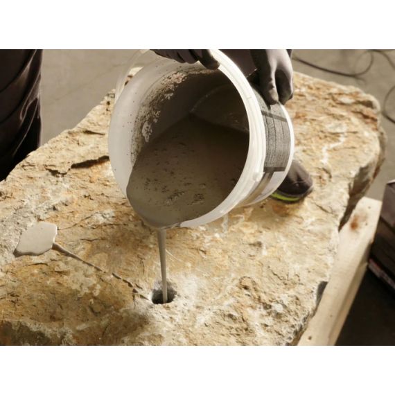 Kanta BETONAMIT® 5 kg sa crvenim poklopcem – sigurno i praktično pakovanje